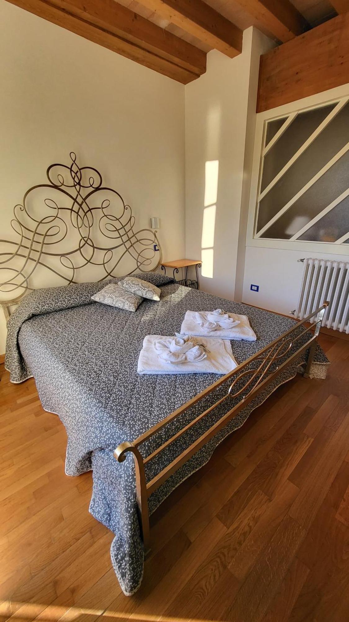 Bed and Breakfast Balconi San Giorgio Varenna Pokój zdjęcie